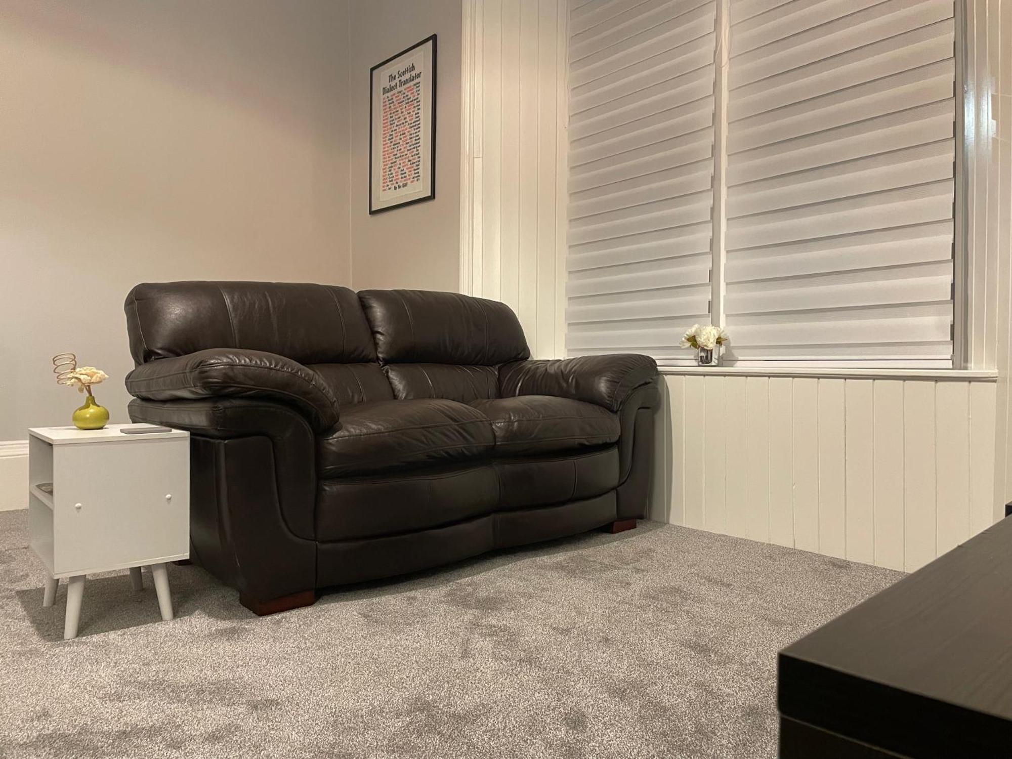 5 Minutes From Loch Lomond - Newly Renovated Ground Floor 1-Bed Flat Bonhill Exterior foto